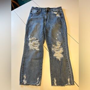 - Judy Blue 11/30 distressed straight fit jeans
